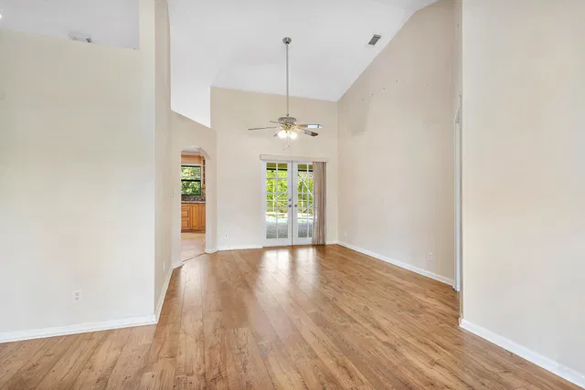 Residence photo 21