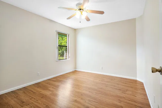 Residence photo 29