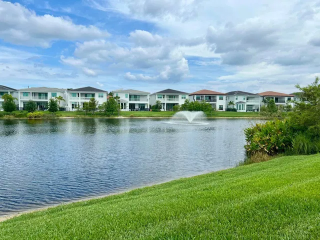 Alton Homes Palm Beach Gardens Residence photo 32