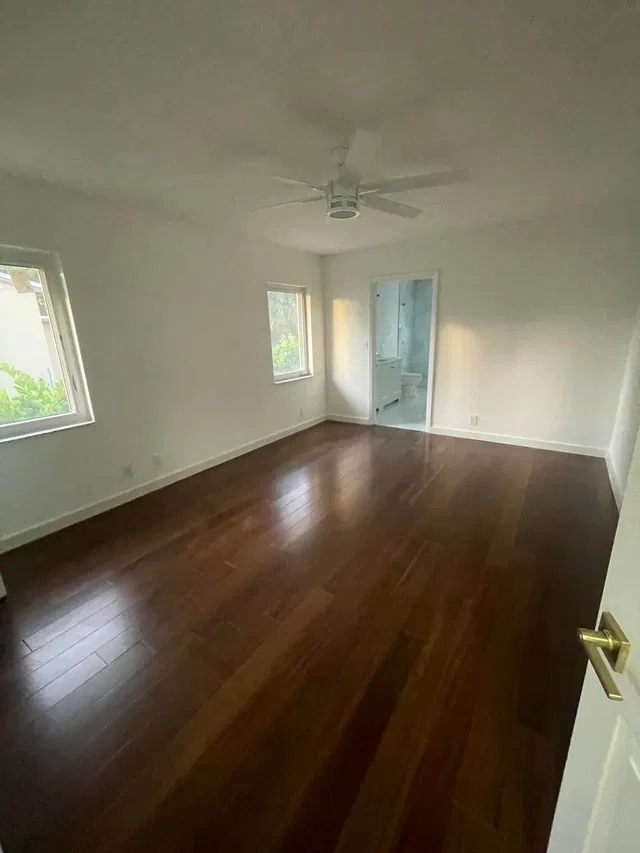  Residence photo 8