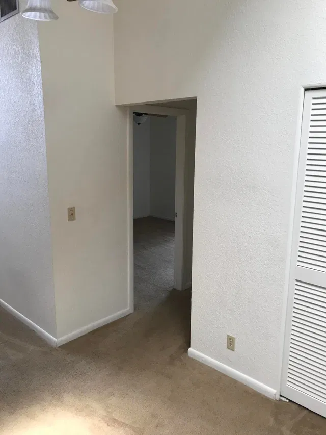 Residence photo 18