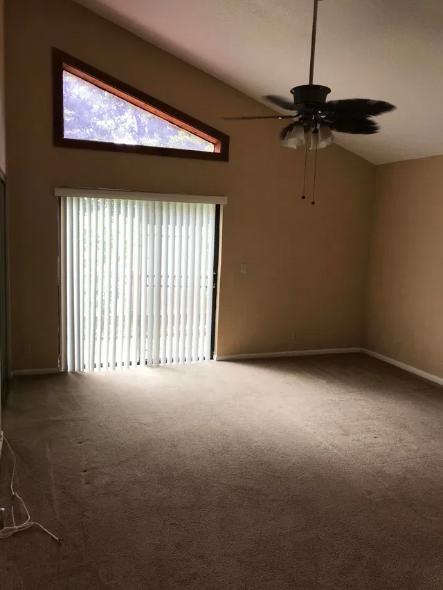 Residence photo 25