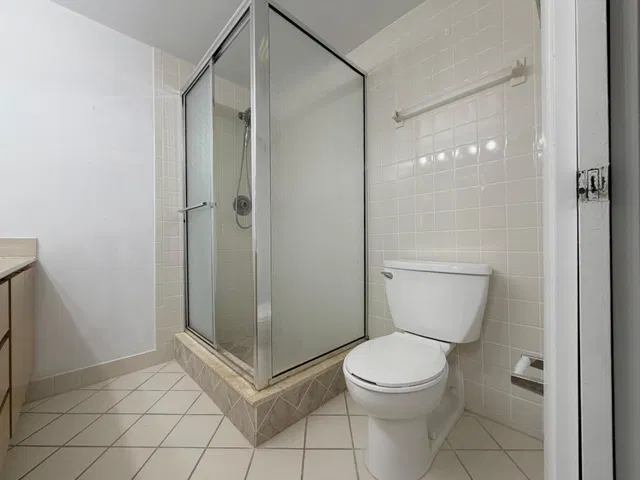 Residence photo 5