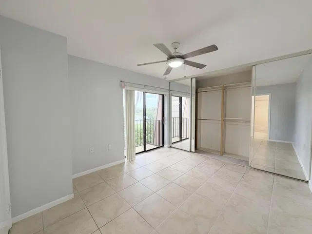 Residence photo 9