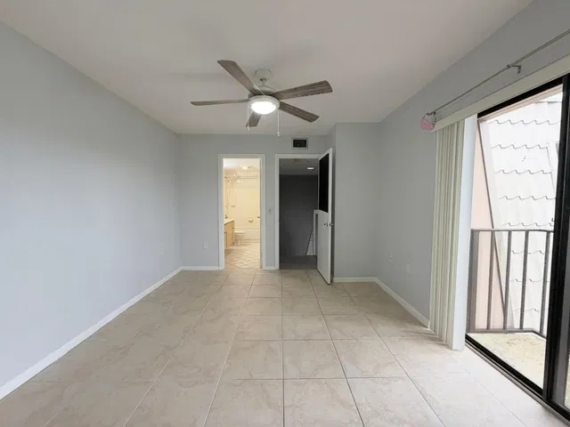 Residence photo 19