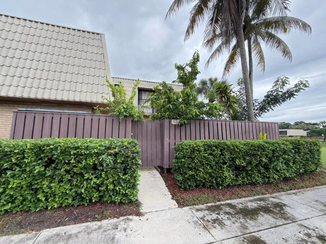 Residence photo 23