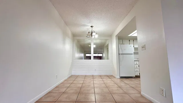  Unit C photo 19