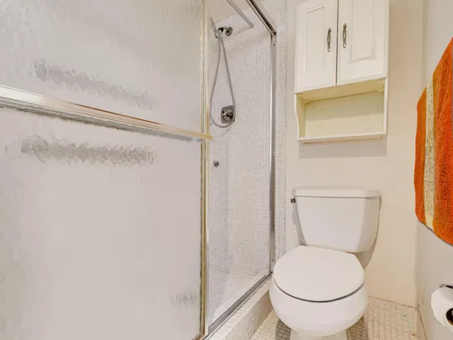Residence photo 16