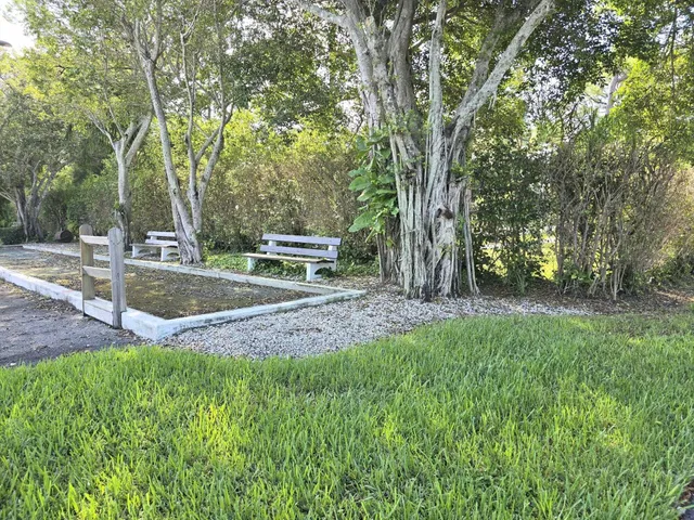 Residence photo 15