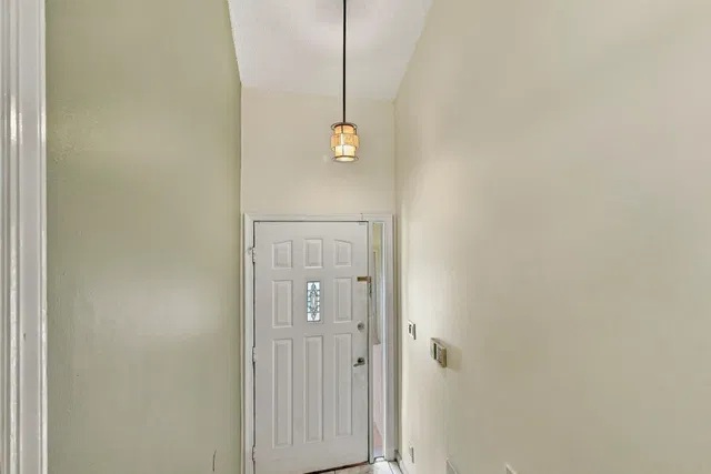 Unit 404 photo 36