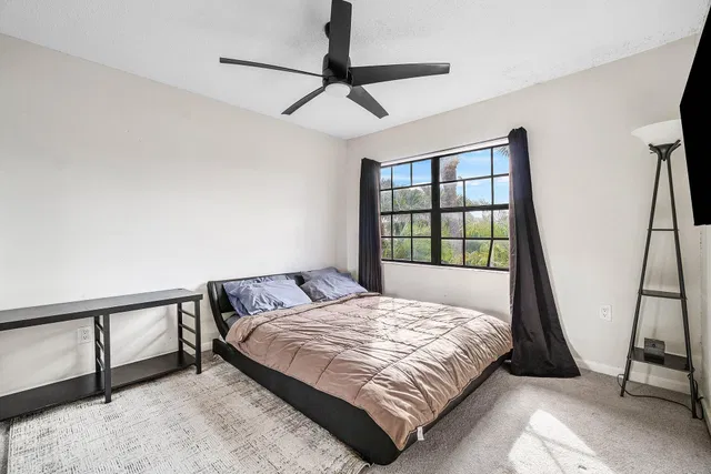  Residence photo 20