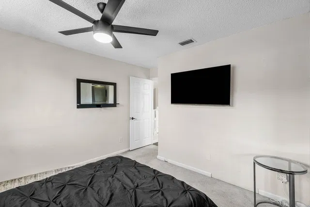  Residence photo 26