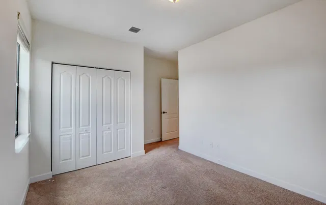 Residence photo 26