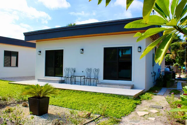 Residence photo 3