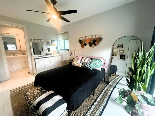 Residence photo 24