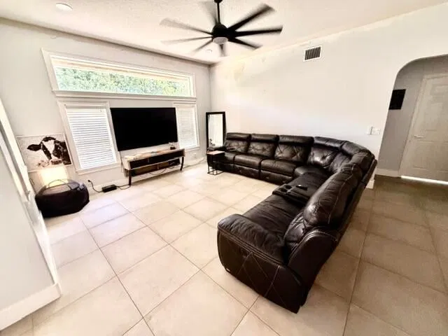 Residence photo 15