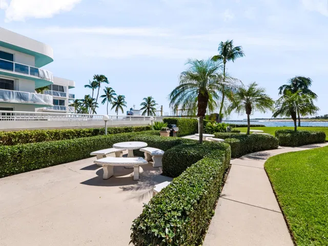 Singer Island Unit 301 photo 36