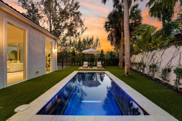 First Fairway Residence photo 2