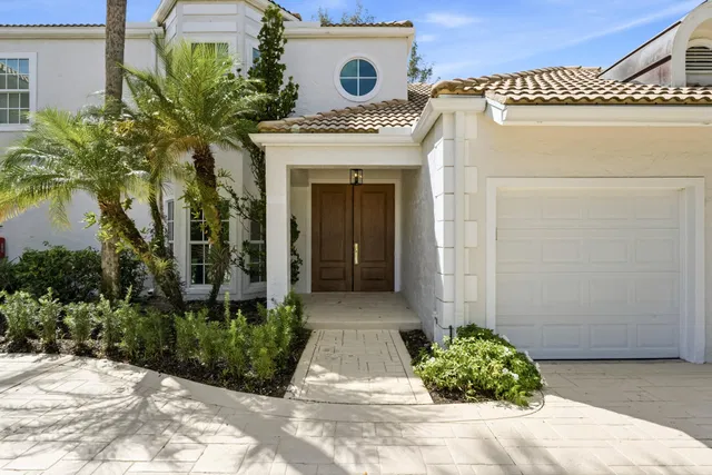 First Fairway Residence photo 5