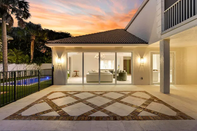 First Fairway Residence photo 54