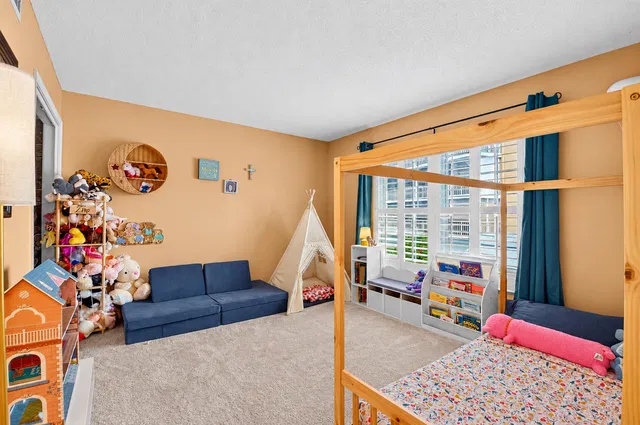 Unit 208 photo 26