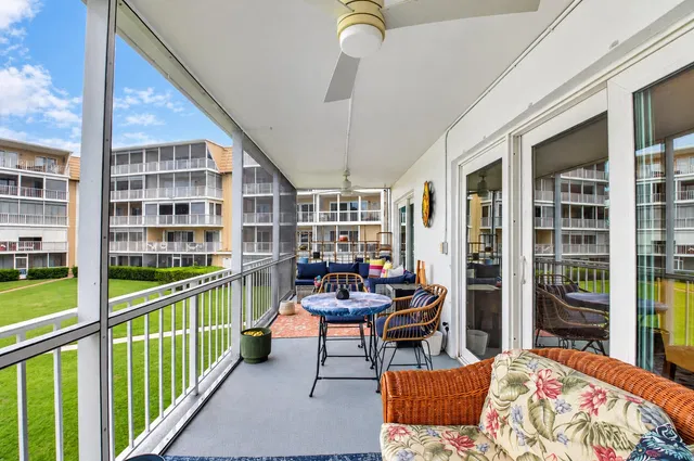 Unit 208 photo 35