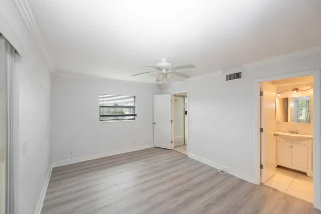 Residence photo 14