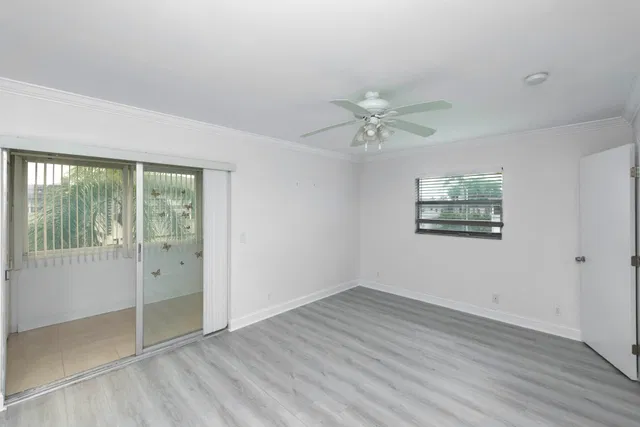 Residence photo 17