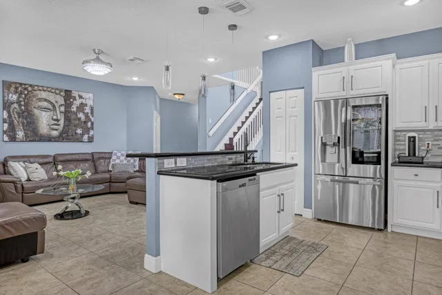Residence photo 9