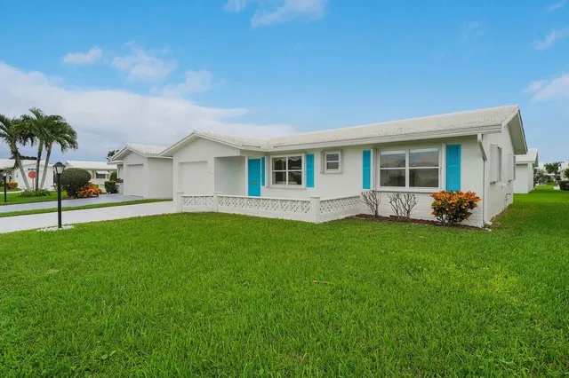 Residence photo 2