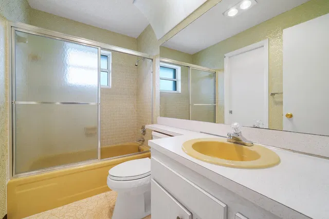 Residence photo 11