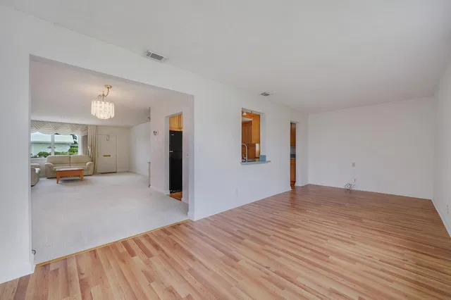 Residence photo 19
