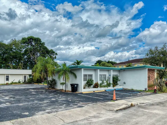 Residence photo 5