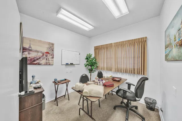  Residence photo 21