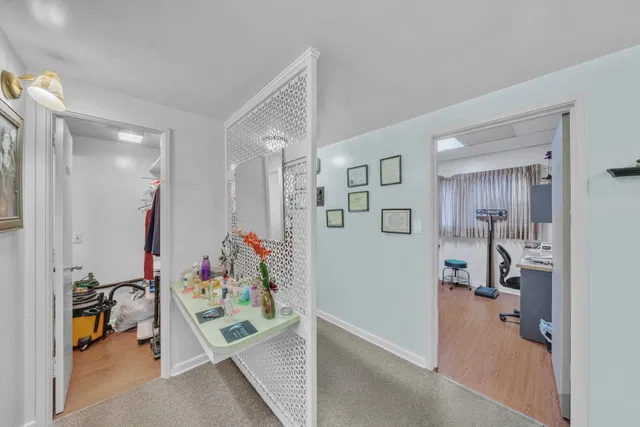  Residence photo 28