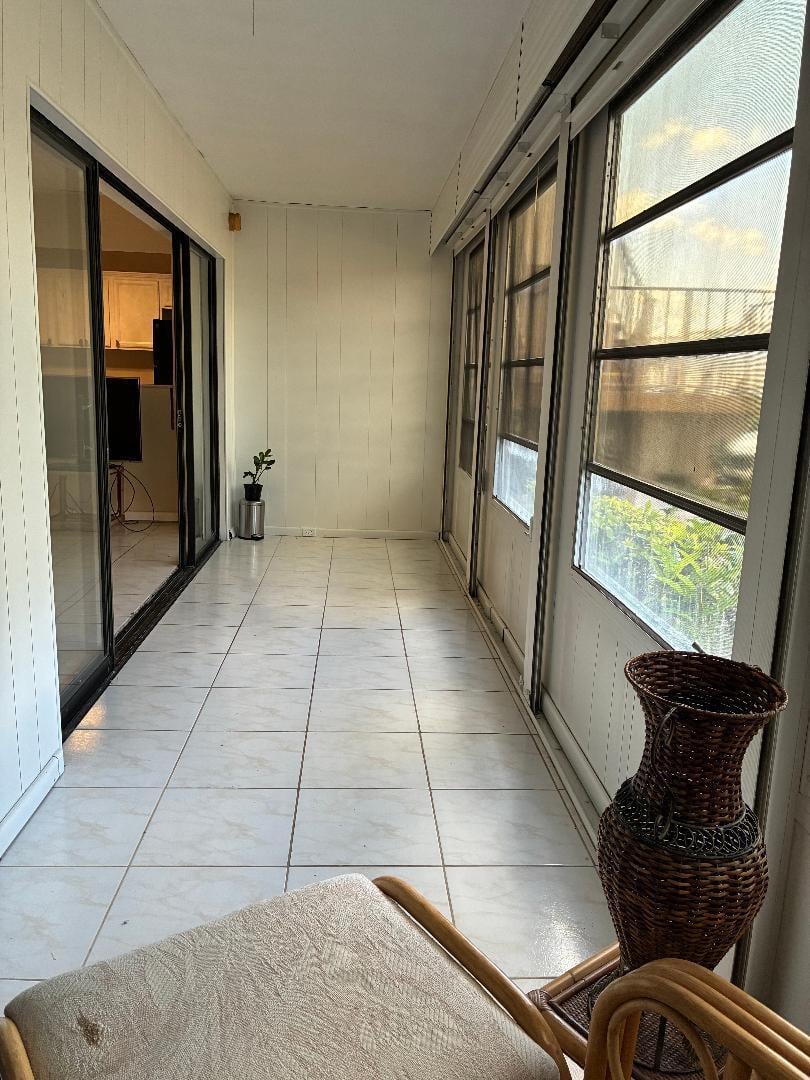 Residence photo 3