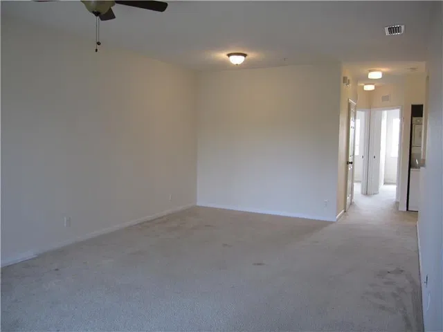  Residence photo 5