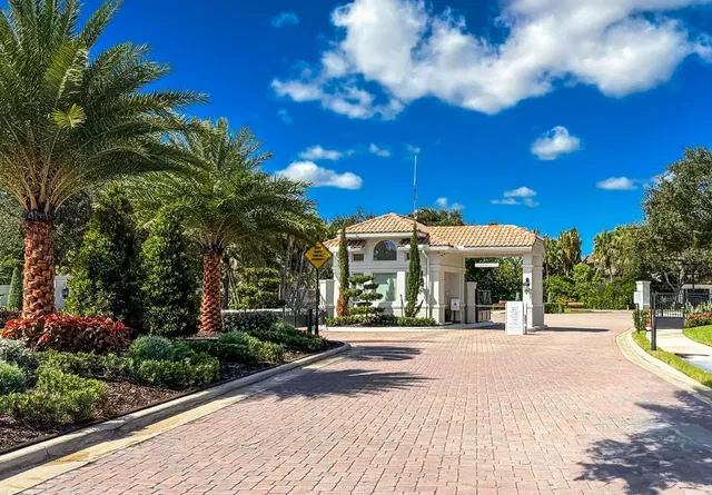 Seasons Residence photo 51