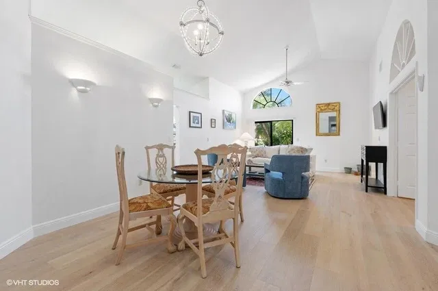  Residence photo 9