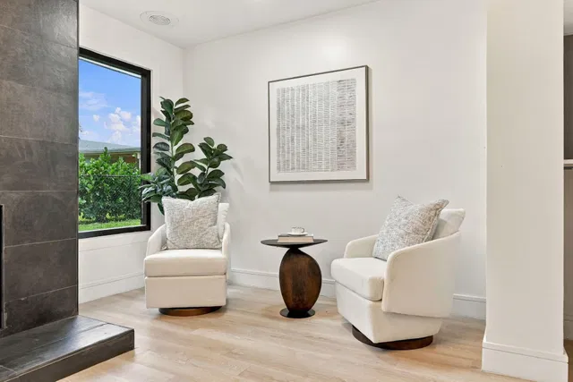  Residence photo 19