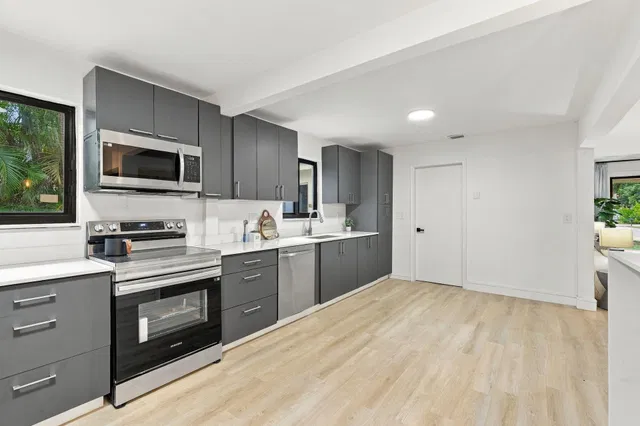  Residence photo 23