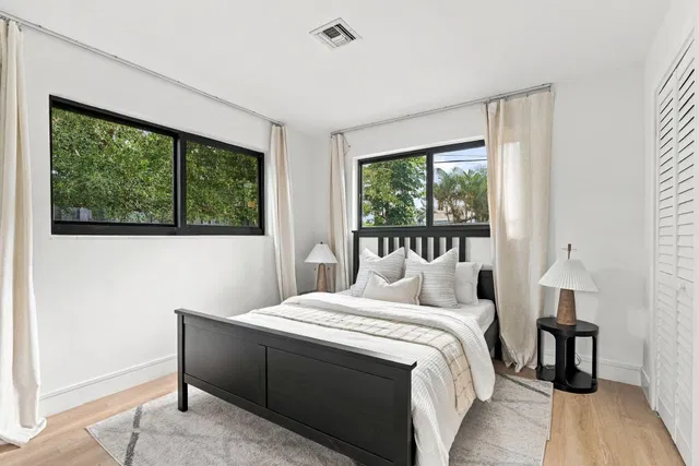 Residence photo 26