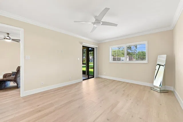 Unit 111 photo 12