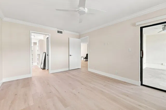 Unit 111 photo 13