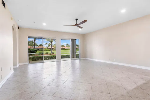 Ibis Golf & Country Club Unit 21B photo 16