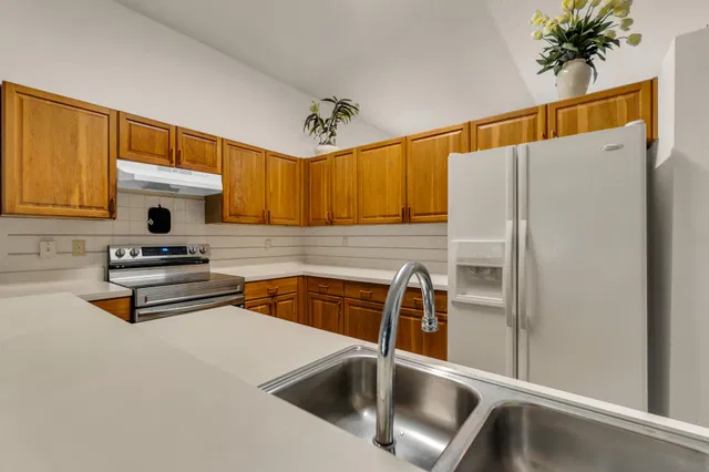 Residence photo 18