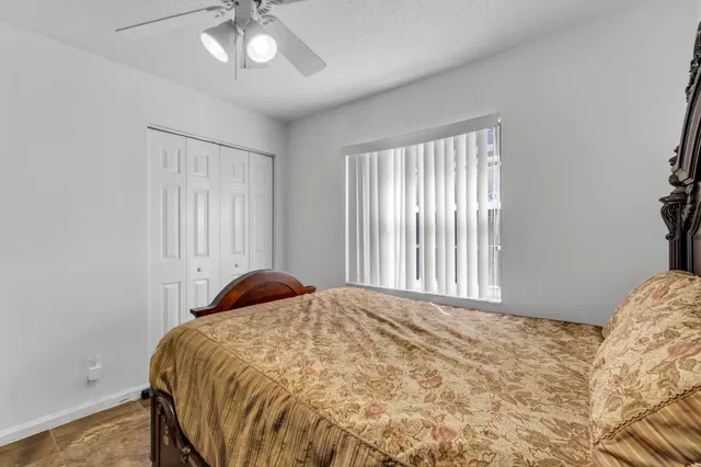 Residence photo 29