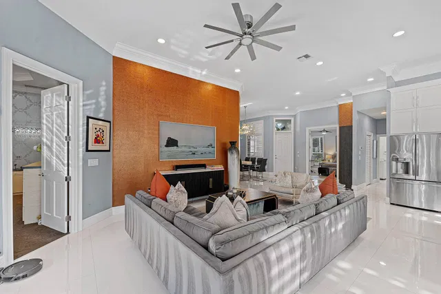 Woodfield Country Club Residence photo 10