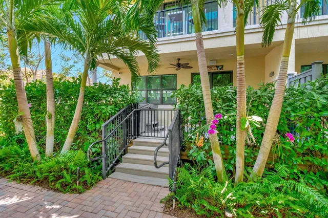  Residence photo 61