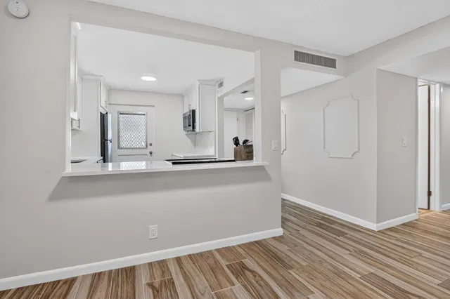 Unit 210 photo 12